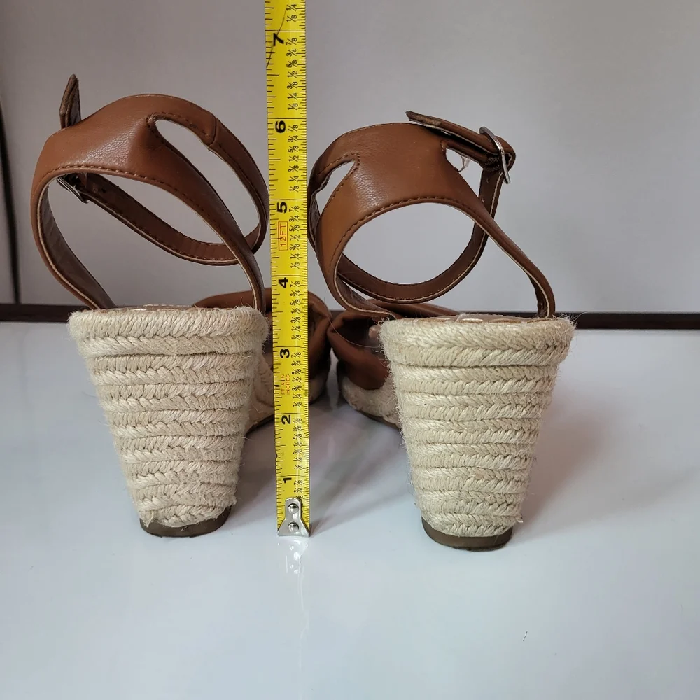 Steve Madden Gavin Espadrille Wedge Sandals.